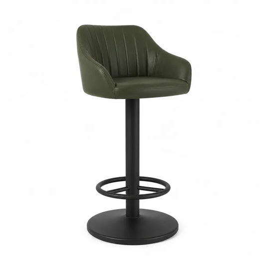 Taburete de bar regulable con respaldo y brazos tapizado en PU verde oliva estructura de acero negro base circular con reposapiés 56 cm x 55 cm x 101 cm